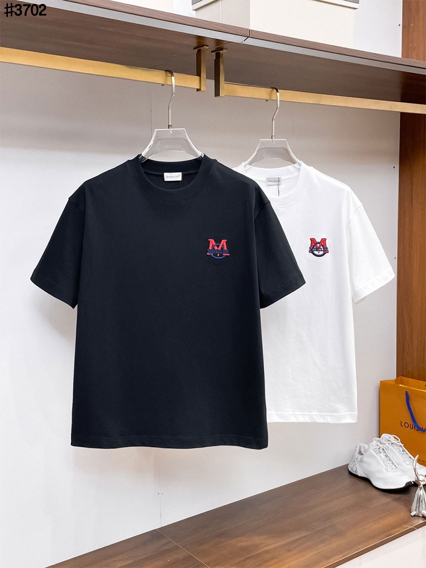 [MONCLER] 몽클레어 M 로고 자수 프린트 숏 슬리브 티셔츠
