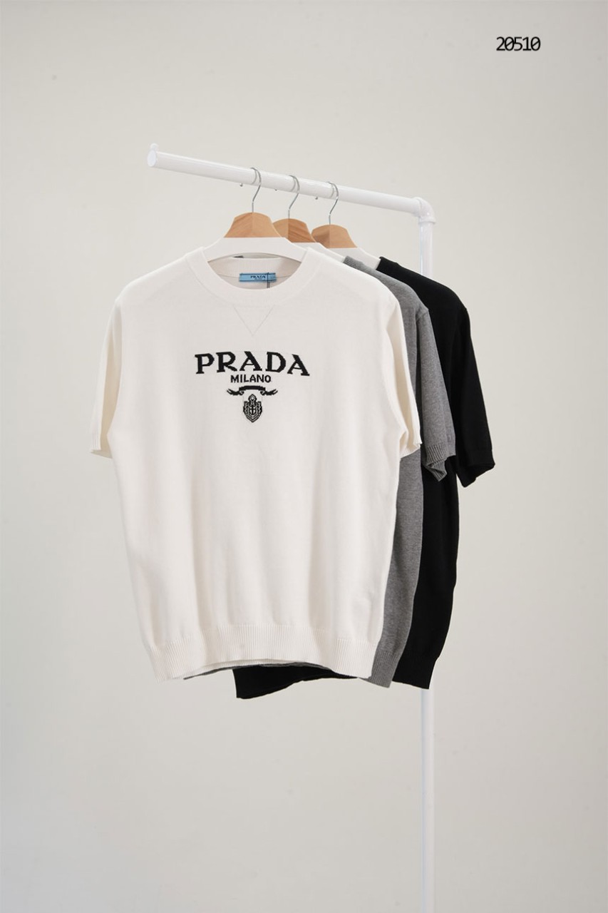 [PRADA] 프라다 시그니처 로고 반팔 니트 티셔츠