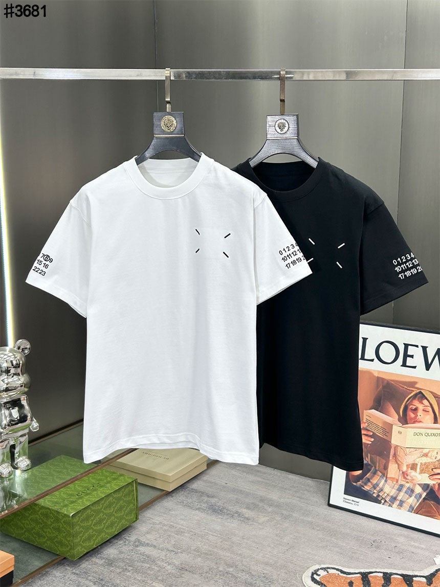 [Maison Margiela] 메종마르지엘라 스티치 넘버링 자수 로고 숏 슬리브 티셔츠