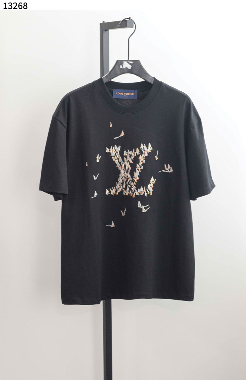 루이비통 [Louis Vuitton] 엠브로이더드 코튼 티셔츠 신상입고