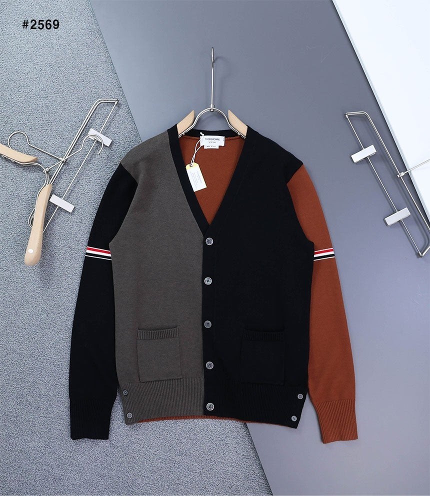 [THOM BROWNE] 톰브라운 암밴드 펀믹스 V 넥 가디건