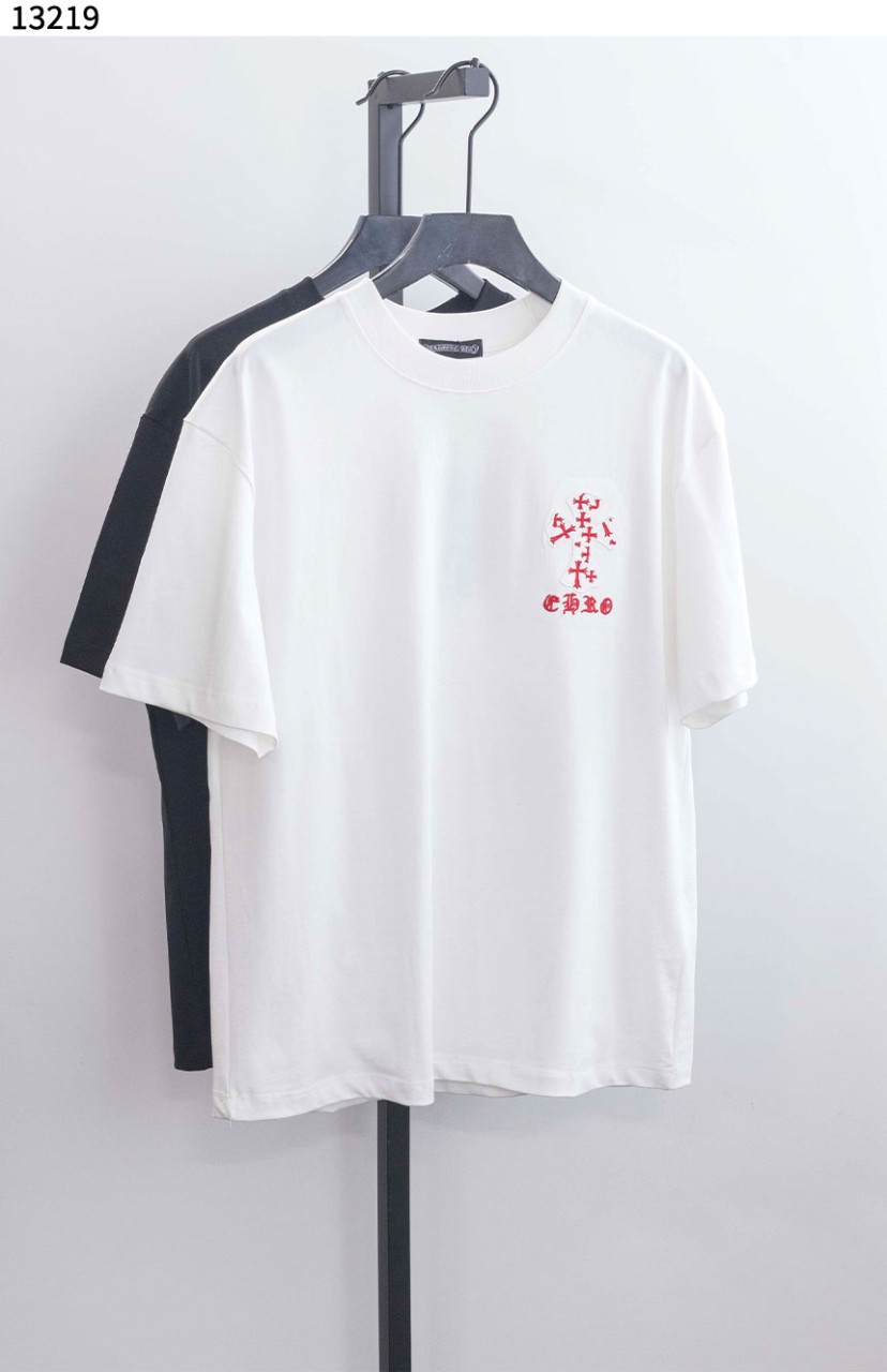 크롬하츠 [Chrome Hearts] 캐주얼 레드 로고 반팔 티셔츠 신상입고