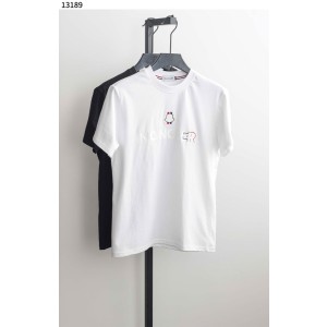 몽클레어 [MONCLER] 심플 라운드 로고 티셔츠 신상입고