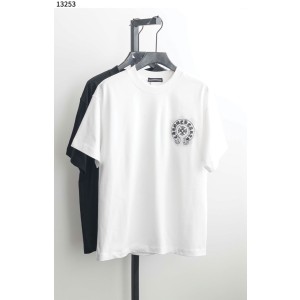 크롬하츠 [Chrome Hearts] 넥 스크립트 로고 숏슬리브 티셔츠 신상입고