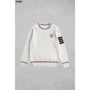 [THOM BROWNE] 톰브라운 홀리데이 자수 로고 트윌 울 블렌드 니트 풀오버
