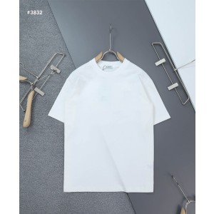 [BURBERRY] 버버리 백 로고 펀칭 기마자수 라운드 반팔 티셔츠