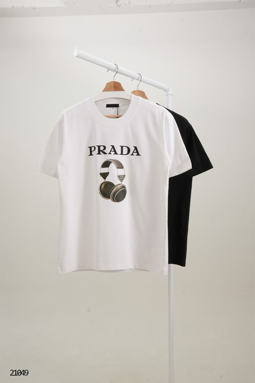 [PRADA] 프라다 헤드셋 리트링 로고 코튼 반팔 티셔츠