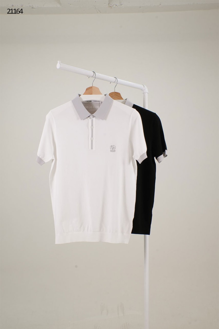 [BRUNELLO CUCINELLI] 브루넬로 쿠치넬리 그레이 포인트 컬러 자수 카라 반팔 티셔츠