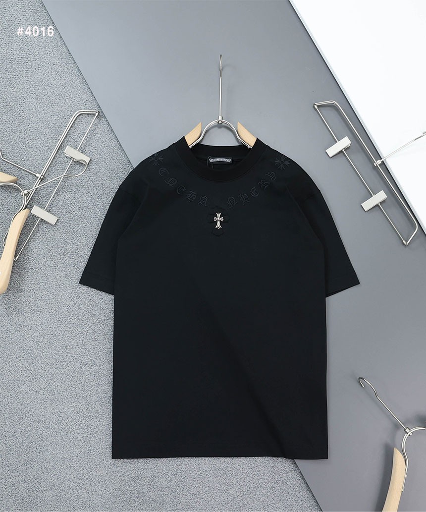 [Chrome Hearts] 크롬하츠 넥 레터링 세메터리 라운드 반팔 티셔츠