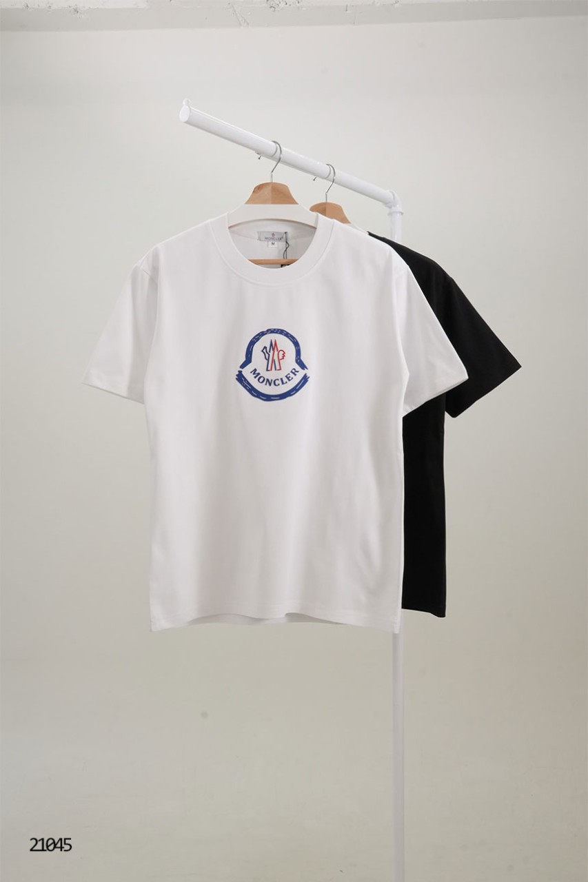 [MONCLER] 몽클레어 시그니처 로고 실리콘 텍스쳐 프린팅 반팔 티셔츠