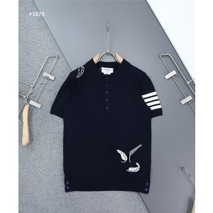 [THOM BROWNE] 톰브라운 페더 인타르시아 4바 카라 반팔 니트