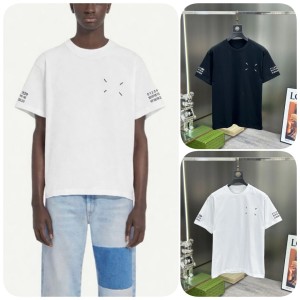 메종마르지엘라 [ M*isonmargiela ] 수입 스티치 넘버링 자수 로고 반팔 티셔츠 입고